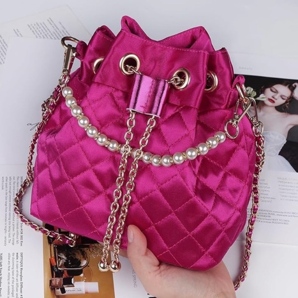 Pink Fuchsia Quilted Mini duffle satchel with gold chain crossbody - Picture 4 of 5